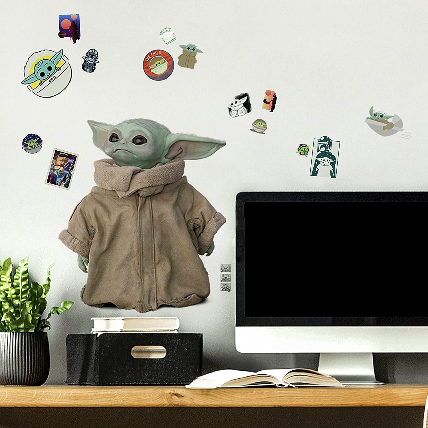 RMK4477SCS the Mandalorian Baby Yoda Grogu Peel and Stick Wall Decals